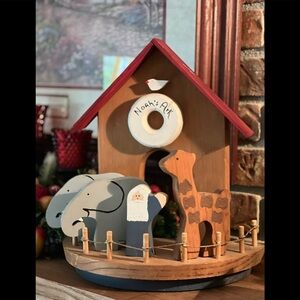 Rare Vintage 1970’s Handmade Noah’s Ark Wooden Animal Wall Shelf
